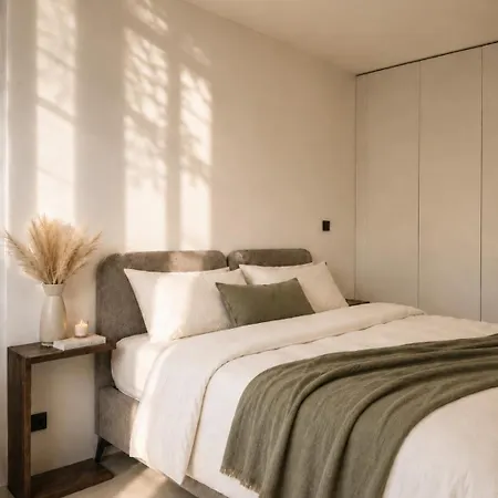 Holiday home Haus Naehe Frankfurt Naehe Messe